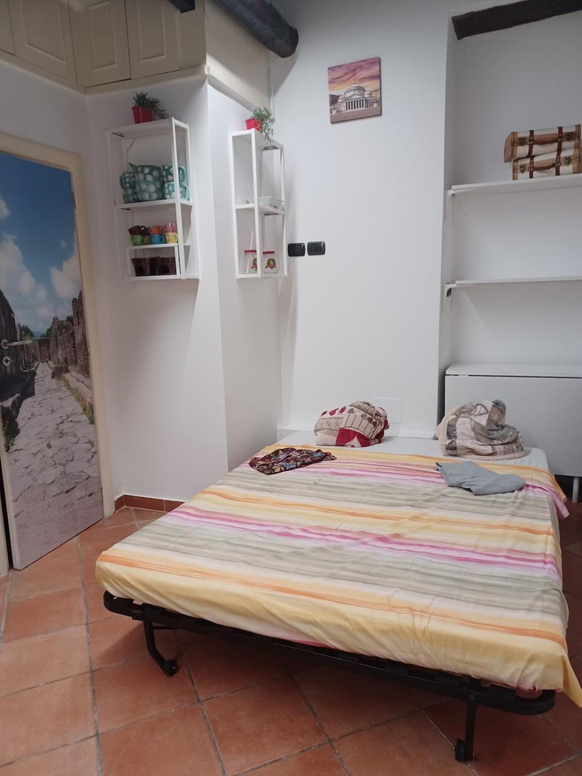 Apartment Gradoni Di Chiaia 62