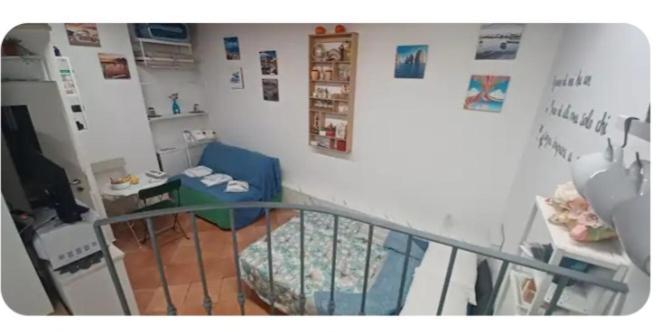 Gradoni Di Chiaia 62 * Naples